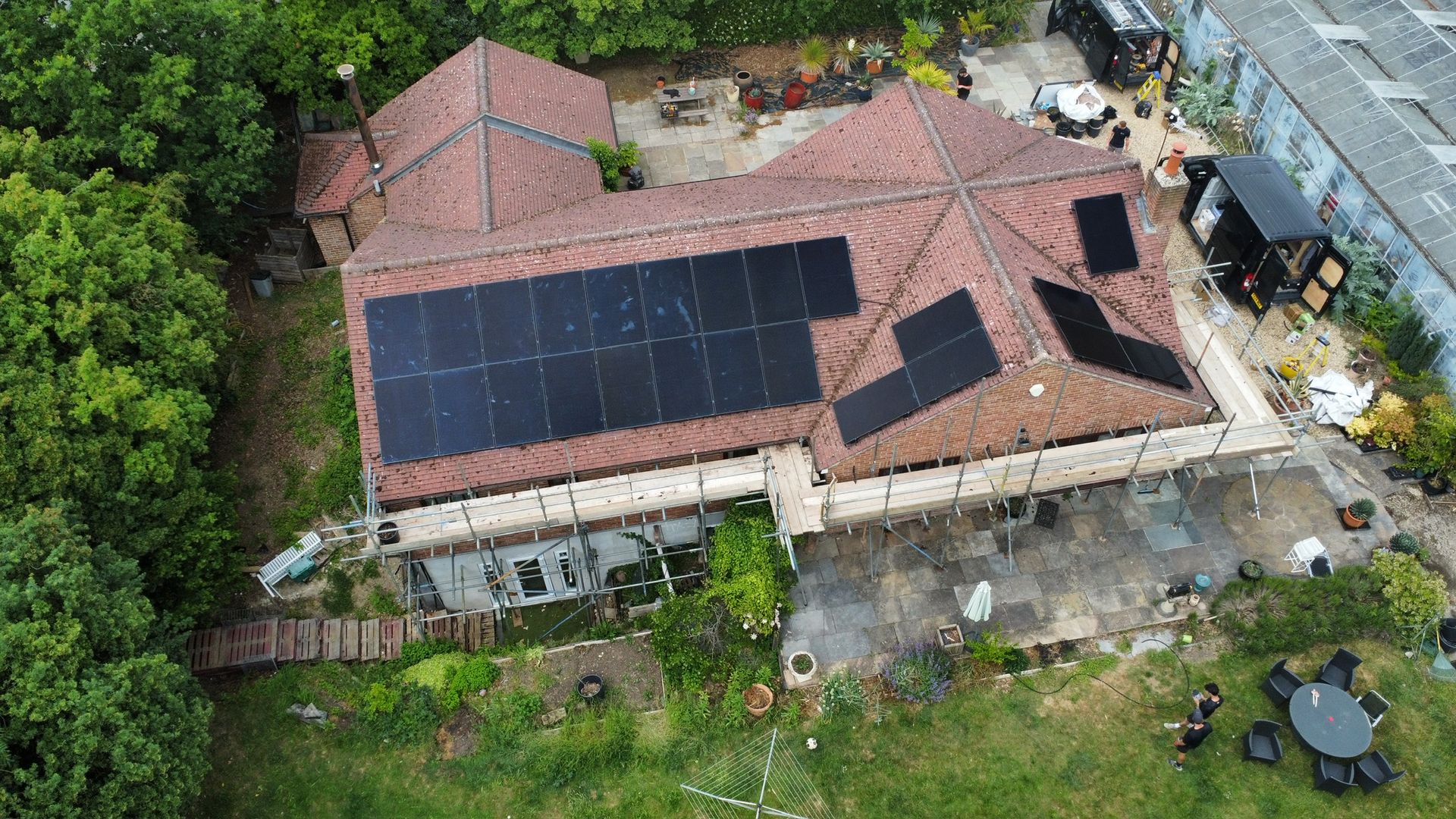 Charging Your EV with Solar Panels: Complete Guide