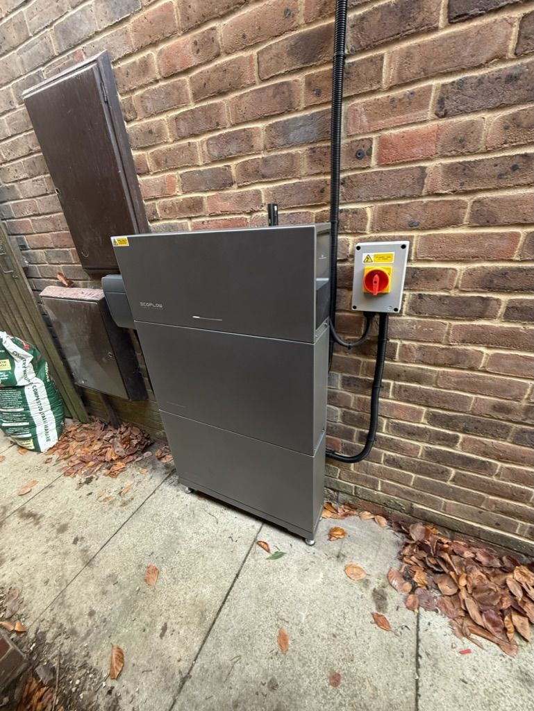 Sigenergy vs GivEnergy: Which Solar Battery is Right for Your Home? (2026 UK Guide)